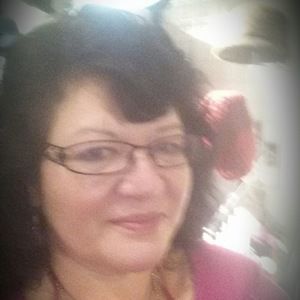 Meet your Posher, Sharon